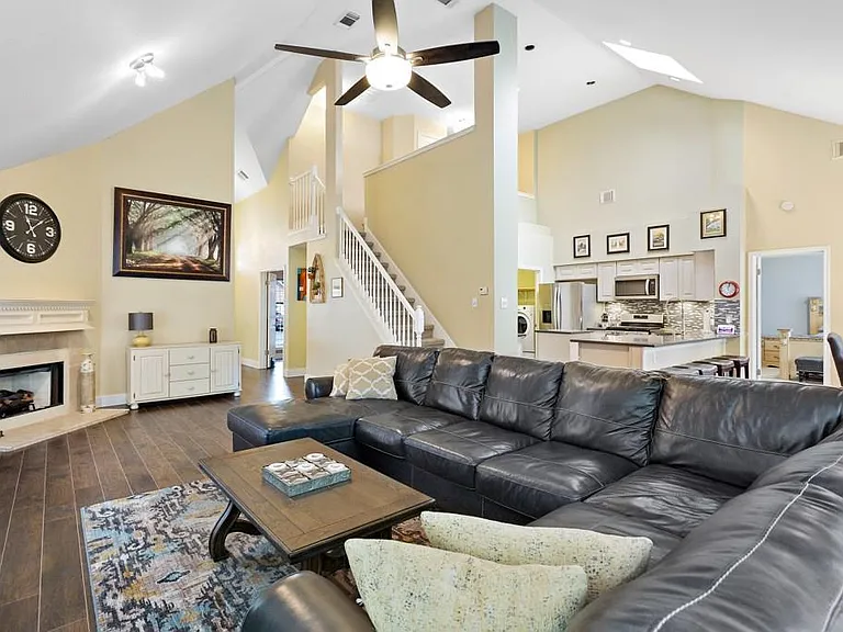 8203 Miller Falls Dr — Photo 11