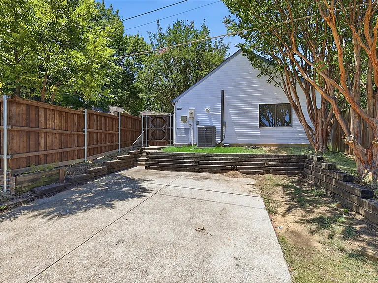 102 Pinyon Ln — Photo 18