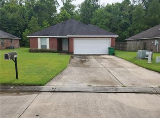 120 Azalea Dr, La Place, LA 70068