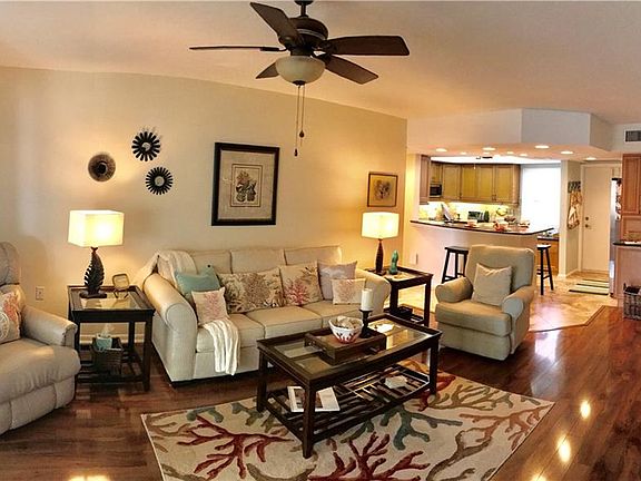 4th image of 5020 Brittany Dr S APT 319