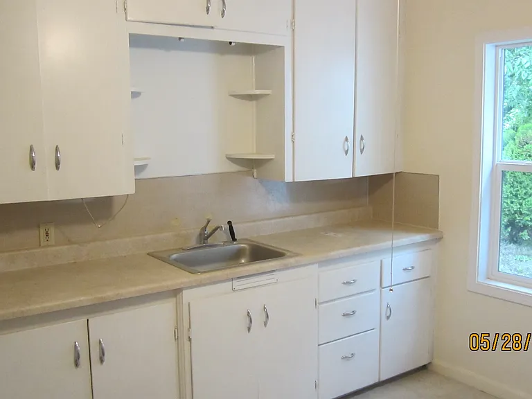 11851 E Burnside St — Photo 13