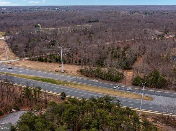 11601 Braddock Rd, Fairfax, VA 22030