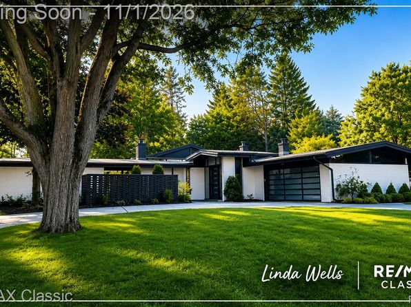 1167 Charrington Rd