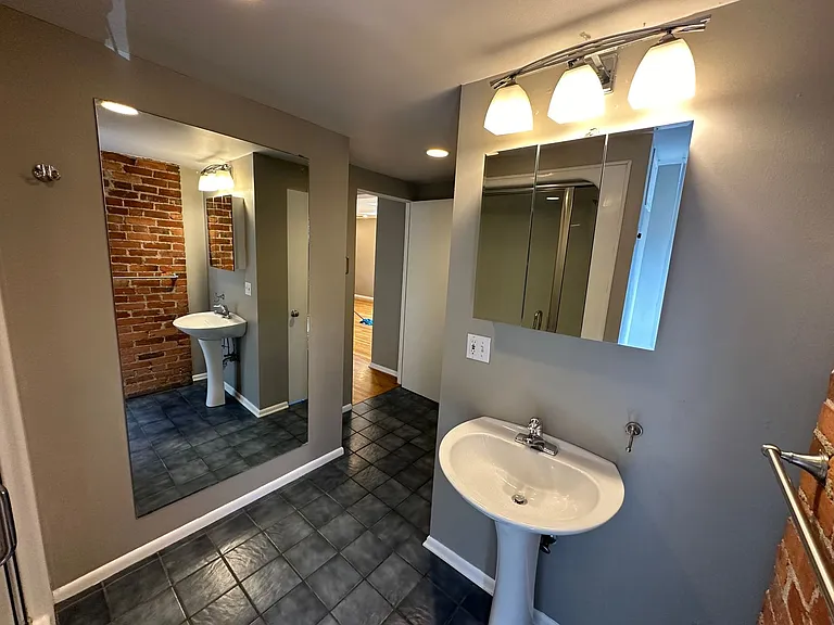 Collins Ave 241-243 MLR — Photo 16
