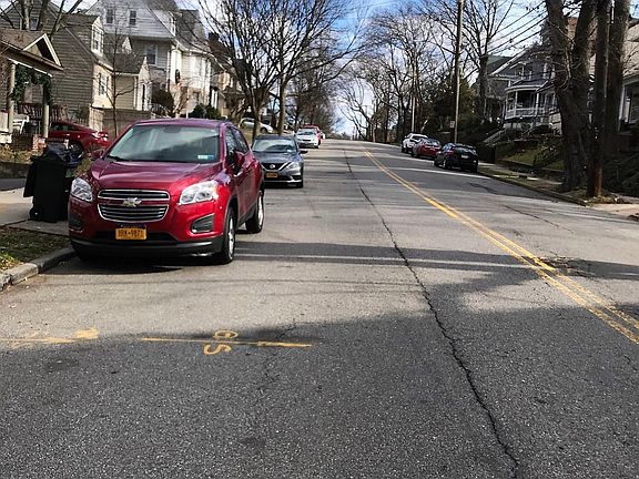 2nd image of 301 College Ave