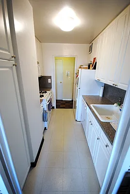 Rented by Bold New York | media 31