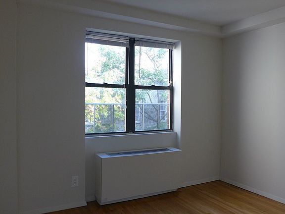 3rd image of 317 E 91st St APT 6f