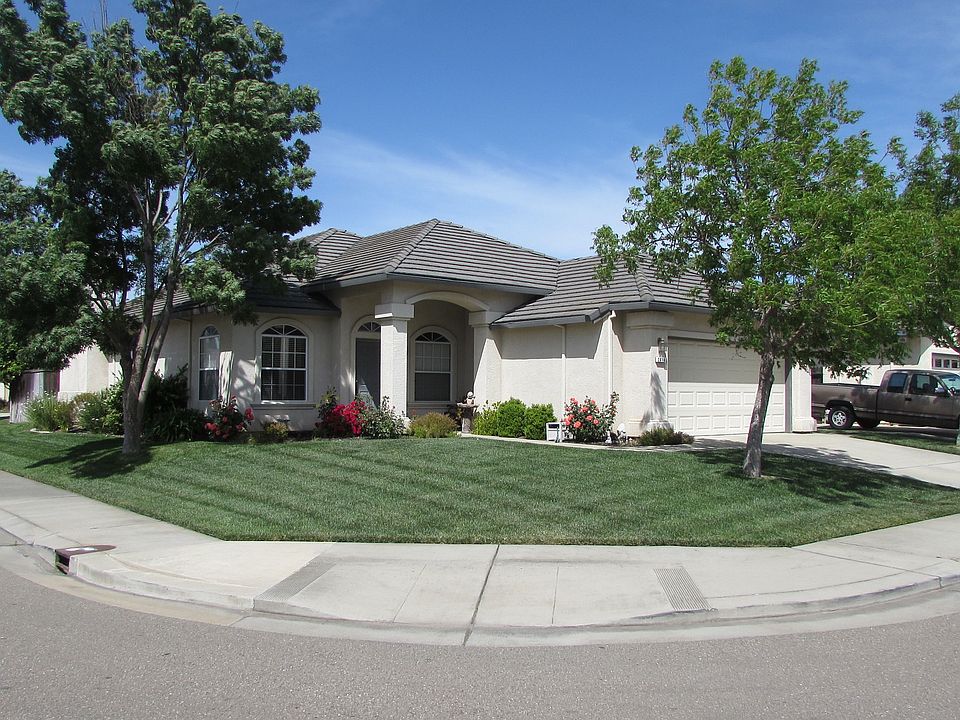 1st image of 2815 Mosswood Dr