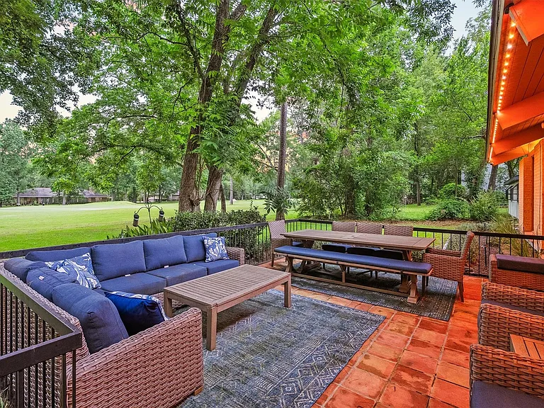 29 Winged Foot Dr — Photo 47