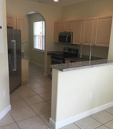 2nd image of 5570 NW 107th Ave APT 915