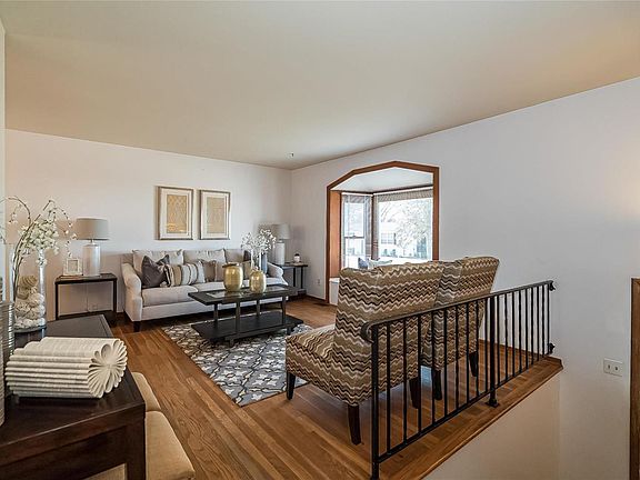 4th image of 2648 Glendrive Pl