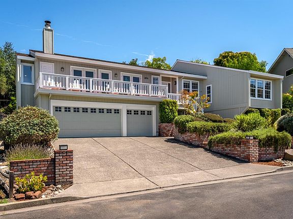 3rd image of 2876 Spyglass Court