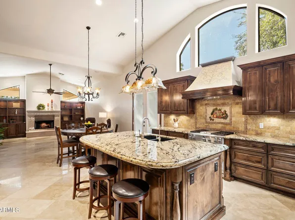 2733 E SCORPIO Place, Chandler, AZ 85249