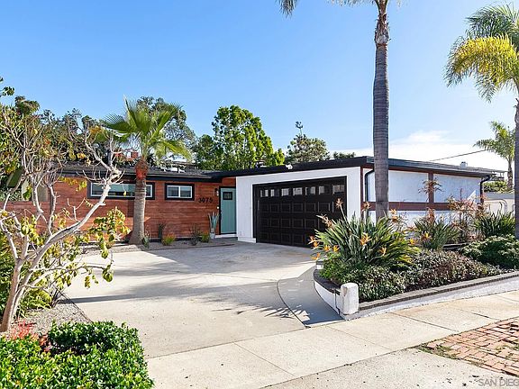 4th image of 3075 Admiral Ave