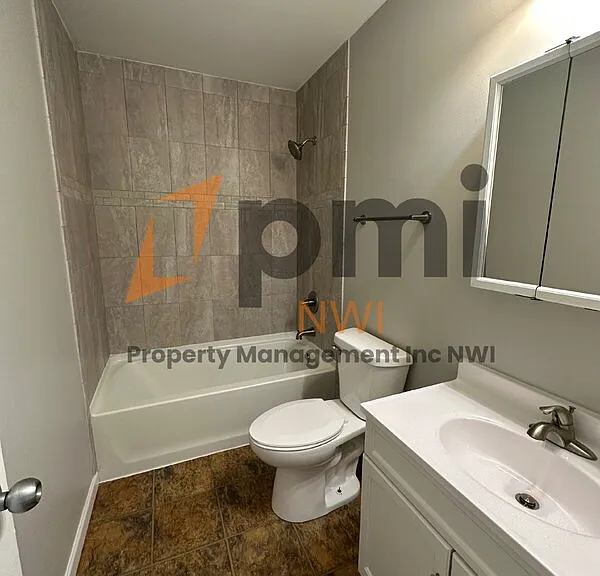 5831 Creekview Ct W #4 — Photo 7