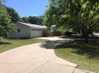 2244 S George Washington Blvd, Wichita, KS 67218