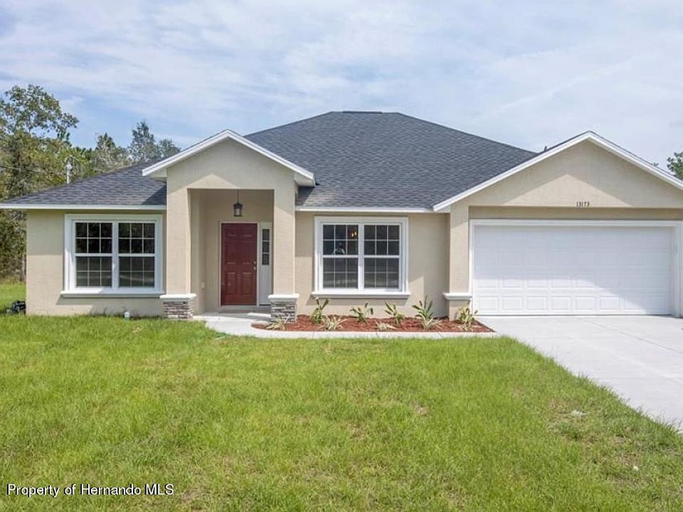 1st image of 9381 N Cavewood Ave