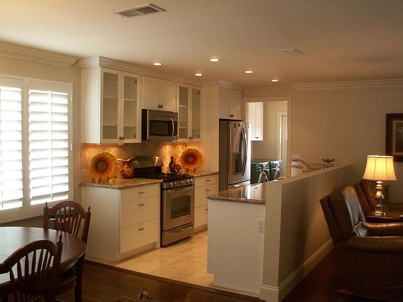 Looking in to Kitchen
