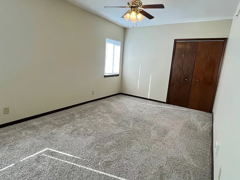 317 W Washington St #I — Photo 7