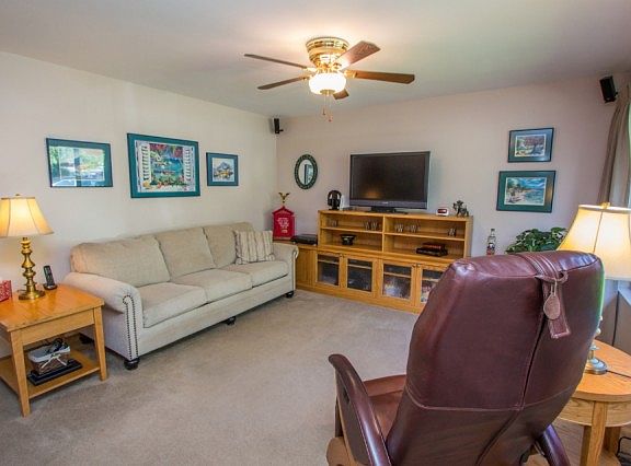 3rd image of 4203 S 296th Pl