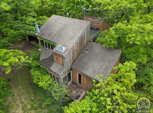 9675 SE Ratner Rd, Berryton, KS 66409