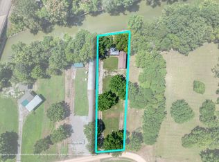 85 Bargeview Ln, Adamsville, TN 38310