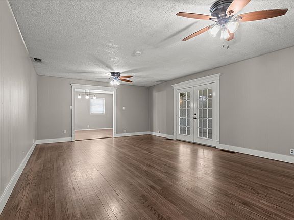 5th image of 4801 14th St