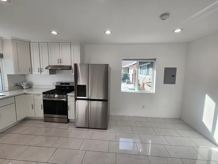 7123 Cantaloupe Ave — Photo 5