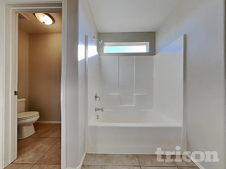2651 S 89th Ave — Photo 9