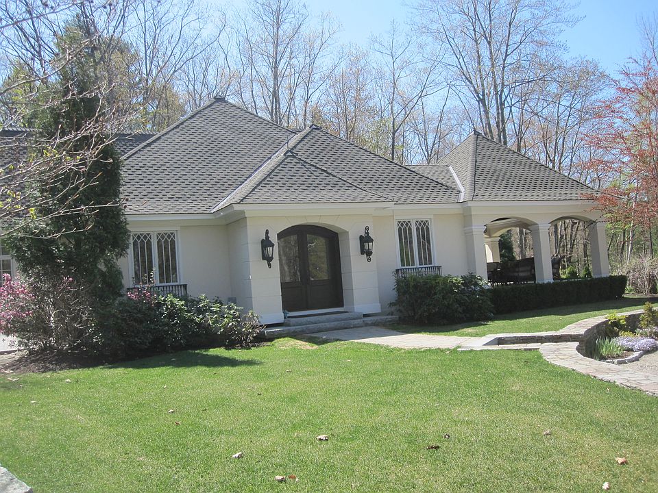 2nd image of 9 Evans Pl