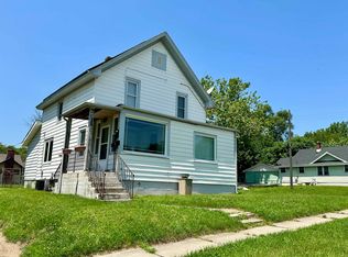 303 Howard Ave, Rockford, IL 61102