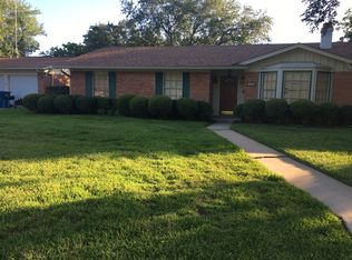 539 Travis St, Port Lavaca, TX 77979
