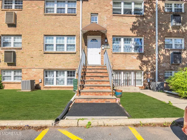 393 College Drive #393, Edison, NJ 08817