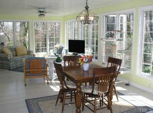 705 Greenwood Rd, Chapel Hill, NC 27514