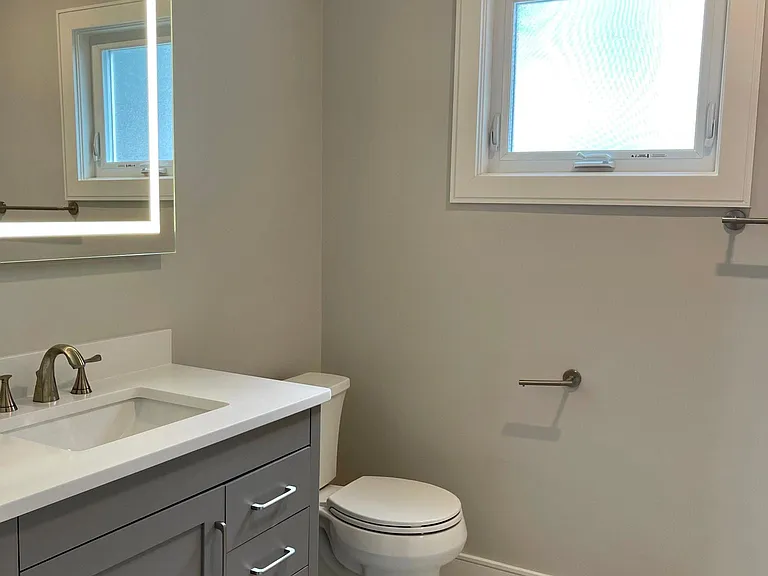 34 Wilson Ave — Photo 4