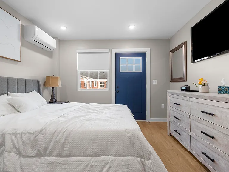 1060 Main St (55+ community) — Photo 17