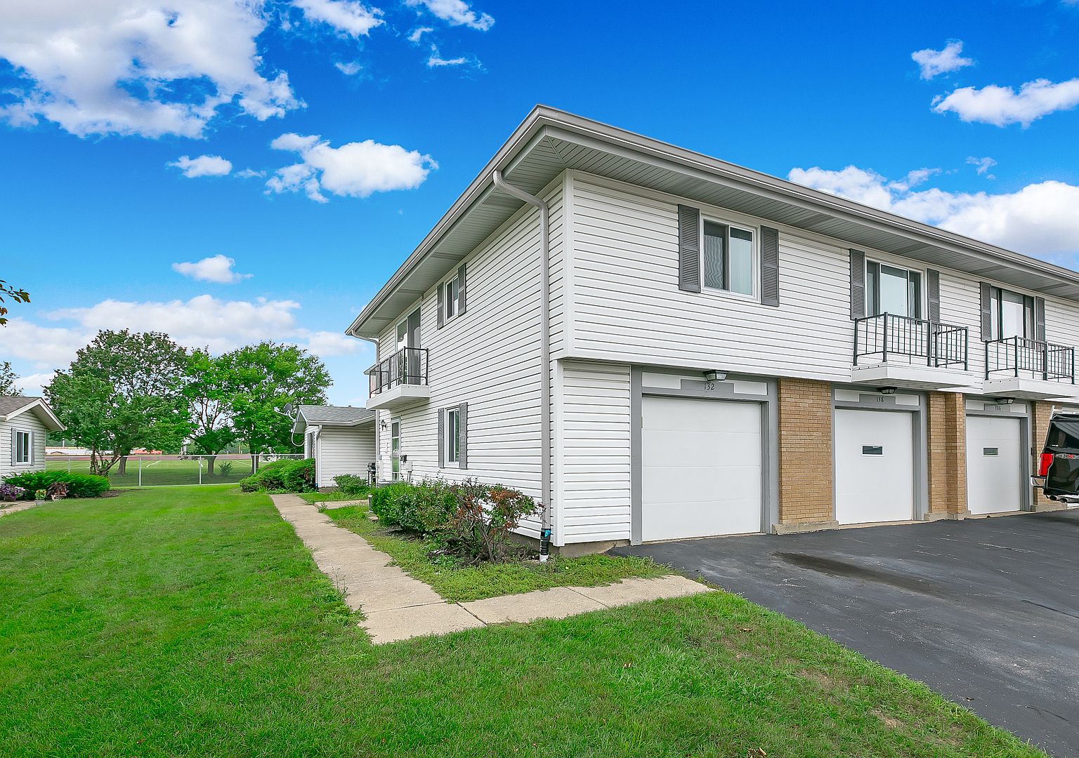 132 Nauset Ln, Schaumburg, IL 60194 Zillow