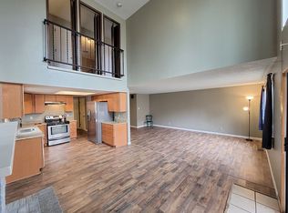 12 Lakeshore Dr NE, Albuquerque, NM 87112