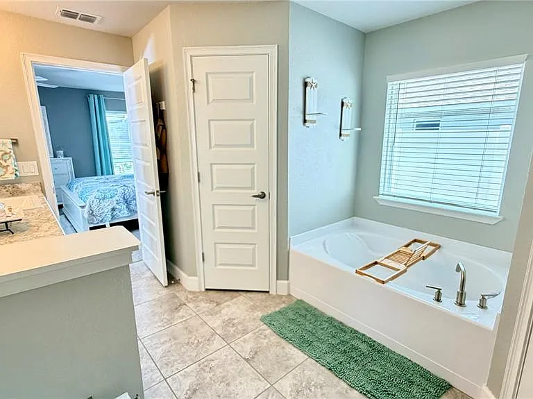 4015 Tullamore Ln — Photo 31