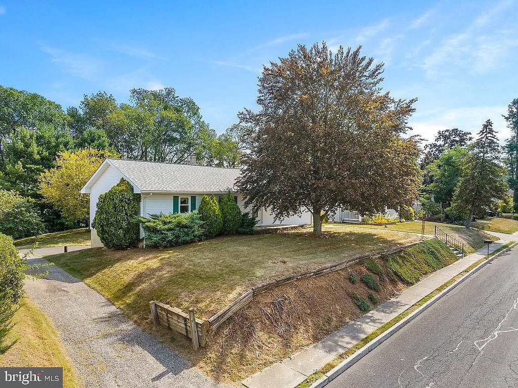 102 Park Heights Blvd, Hanover, PA 17331 Zillow