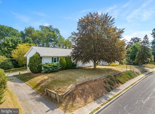 102 Park Heights Blvd, Hanover, PA 17331