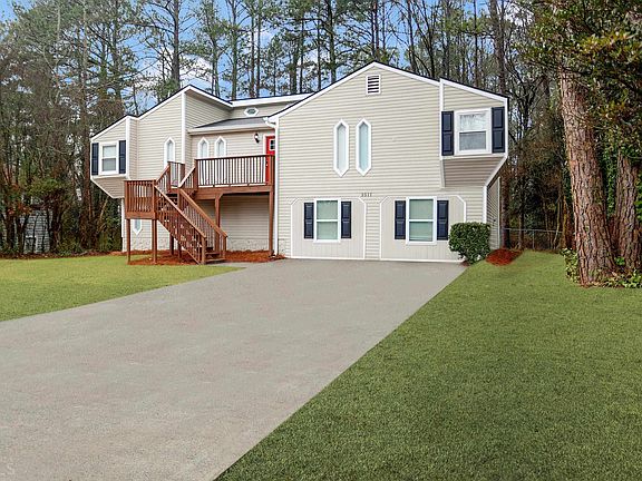 2nd image of 3511 Everson Wood Dr