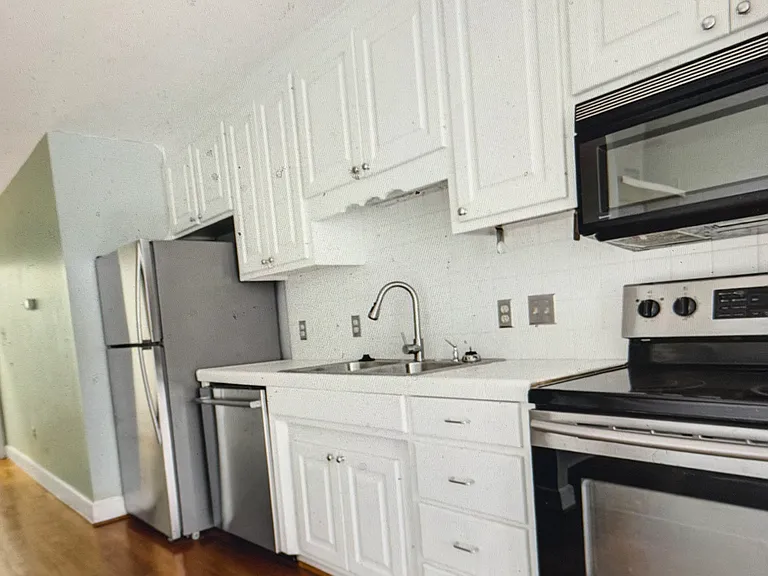 179 E Dunbar St #D — Photo 4