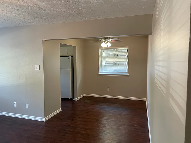 6242 Oram St #B — Photo 6