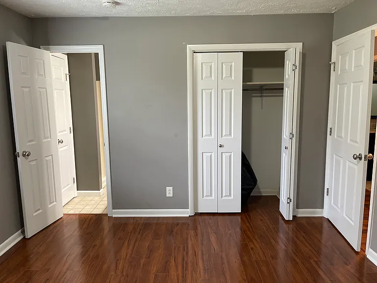 151 Creekwood Ln — Photo 12