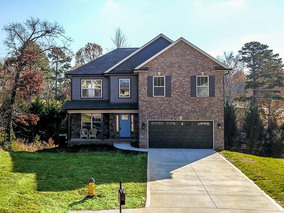 1st image of 2129 Leah Ln