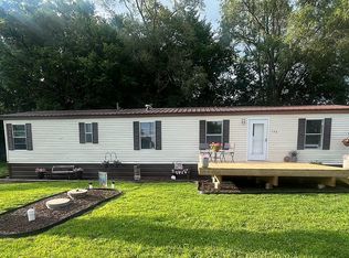 176 Lake Warren Dr, Monmouth, IL 61462