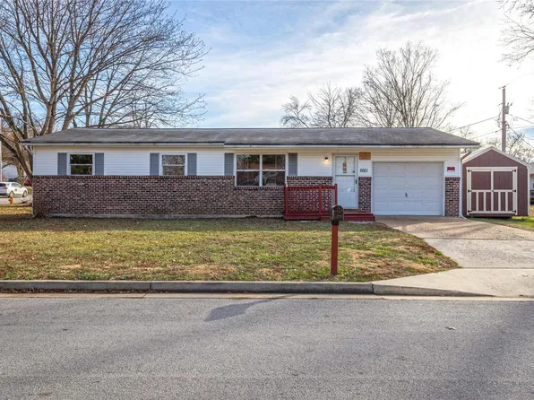 2621 Lancelot Dr, Rolla, MO 65401
