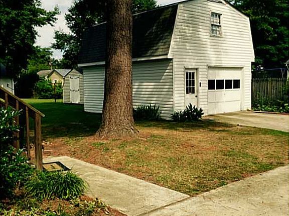 3rd image of 4304 Race St