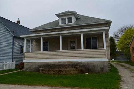 1st image of 1115 W Hosmer St